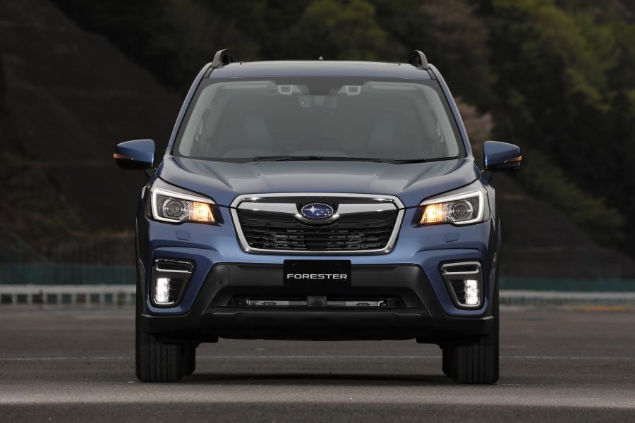  Subaru Forester Premium 2018 года  (JP) (фото 8 из 13)